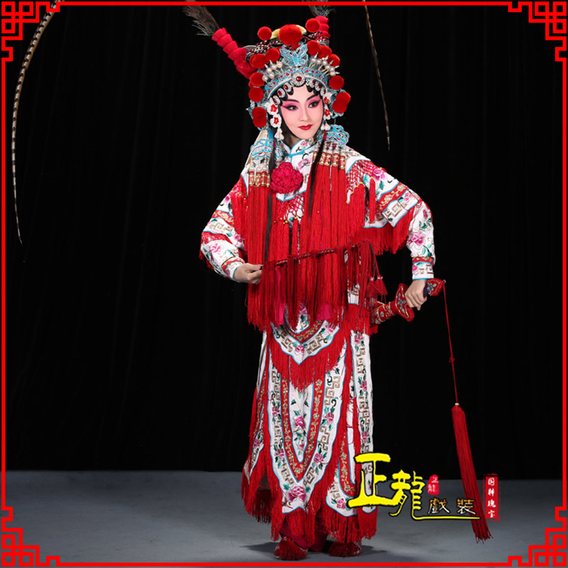 阿合奇刀马旦改容战父 软绉镶边女改良靠